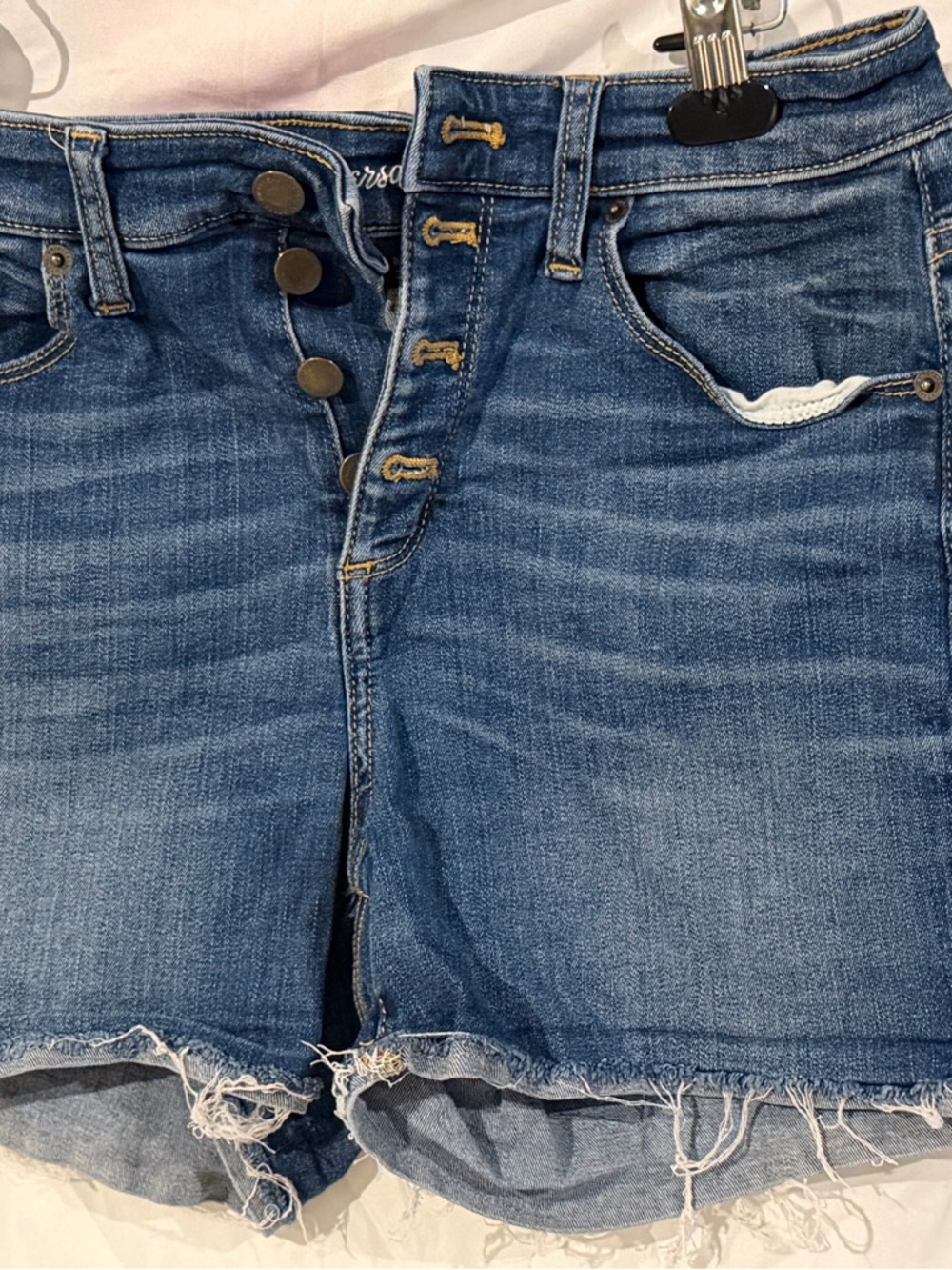 Universal Thread Blue High-Rise Denim Shorts with Contrast Stitching